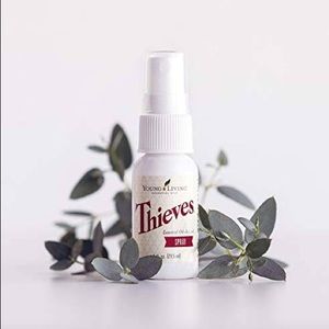 Young Living essential oil Thieves Spray 1oz